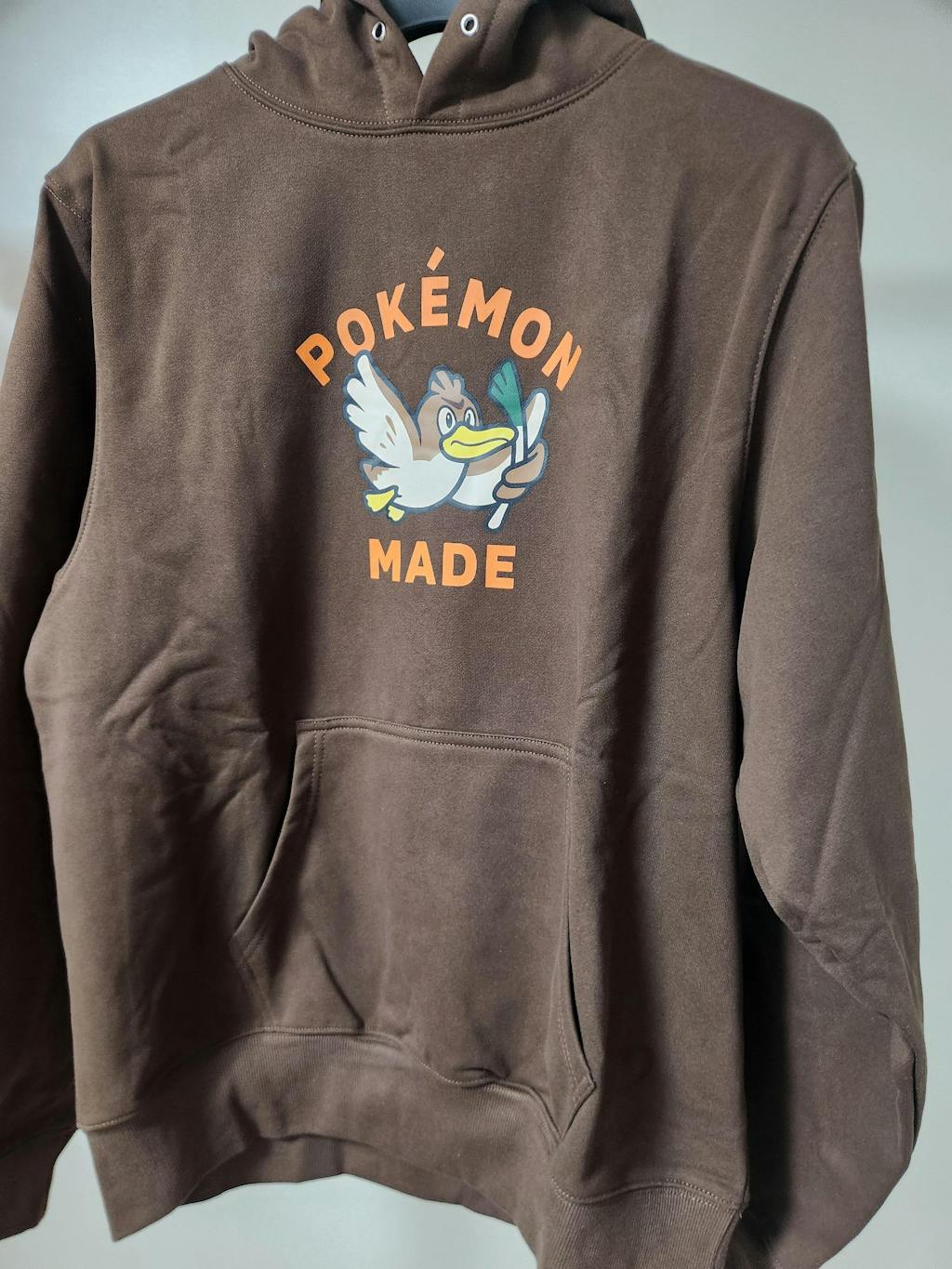 (국내배송, 당일출고) 휴먼 메이드 X 포켓몬 메이드 헤비웨이트 후드 티셔츠 브라운 (BTS RM 착용)