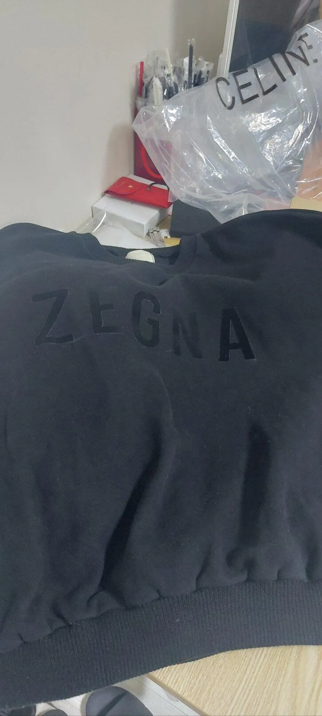 (국내배송, 당일출고) 피어오브갓 X 제냐 로고 크루넥 맨투맨 티셔츠 - 기모재입고!