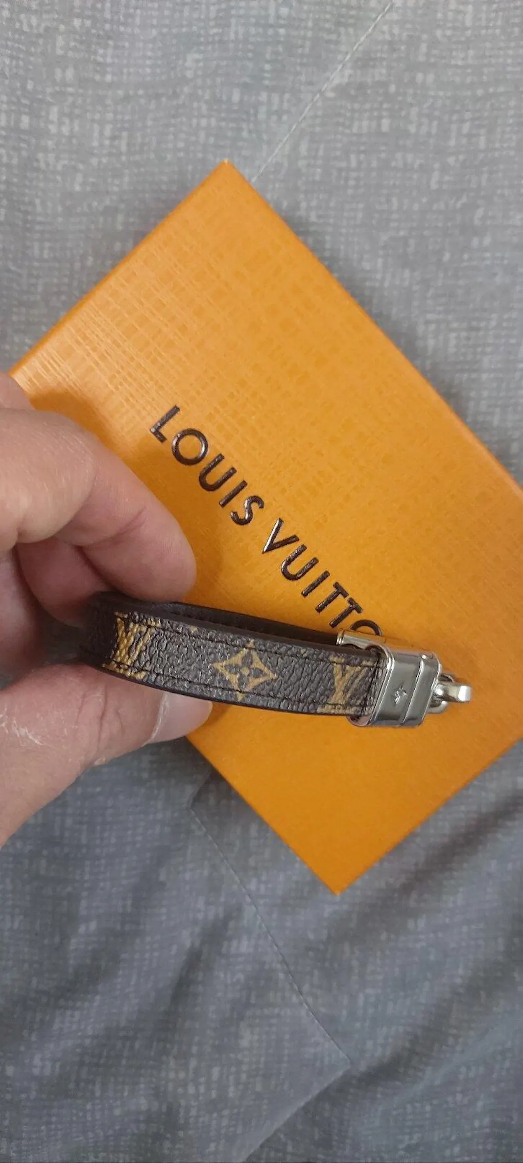 루이비통 링크 팔찌