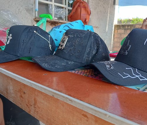 GORRA GC LA FULL CRYSTALS