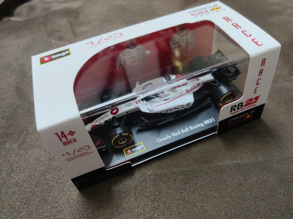 Max Verstappen #1 - RedBull Racing RB21 Japan Spl Livery | 1:43 Scale model