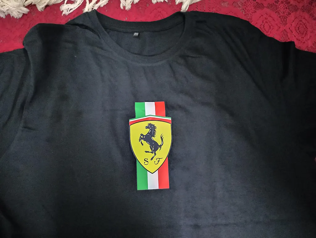 Ferrari Unisex T-shirt