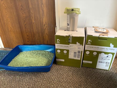 24 CATS Pea Husks Natural Tofu Cat Litter 9KG/19.8lbs - Vanilla/Quick clumping, Odor Control & Dust Free