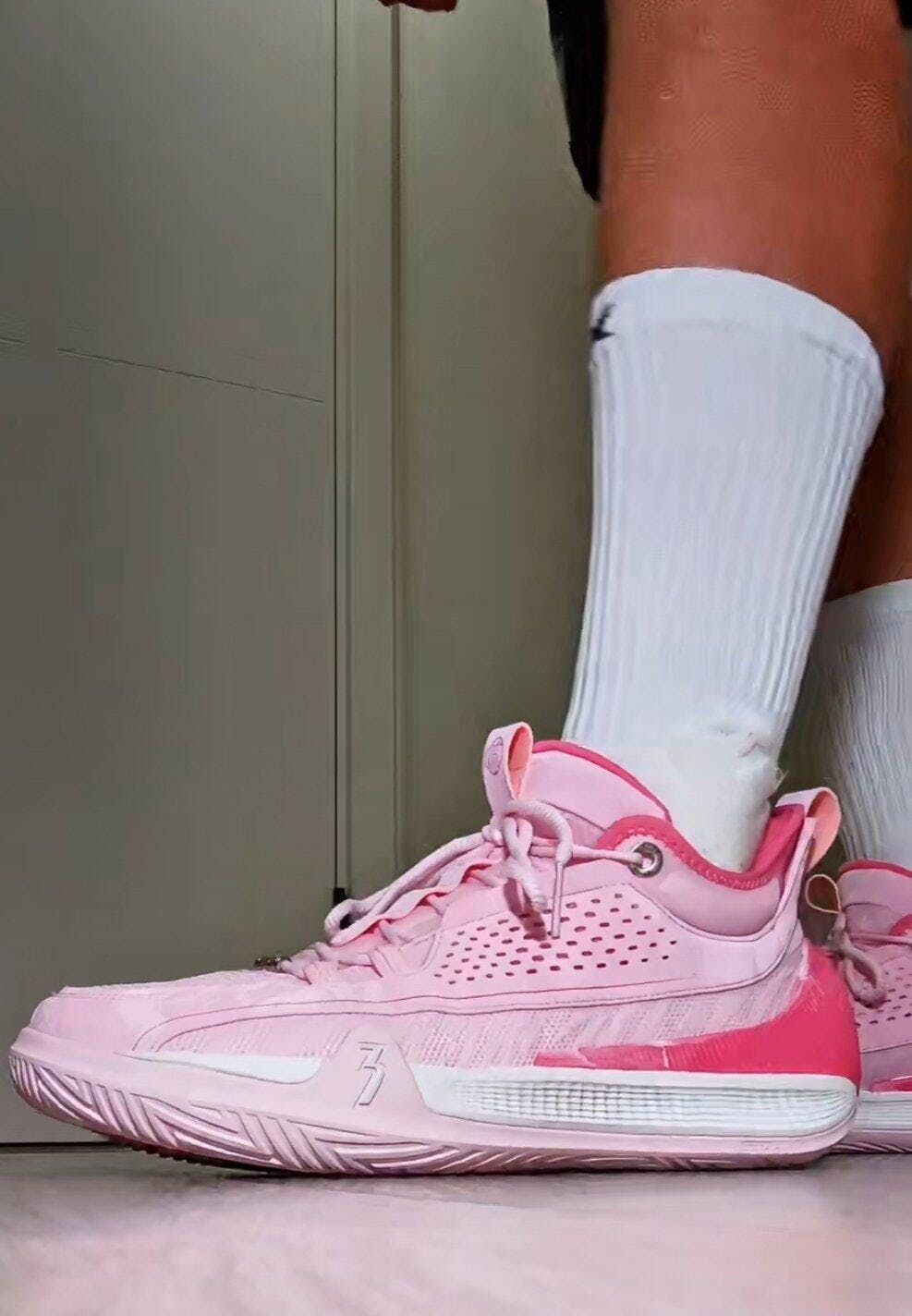 ワンダー7 ZEN_VII_Series_Basketball_Shoe