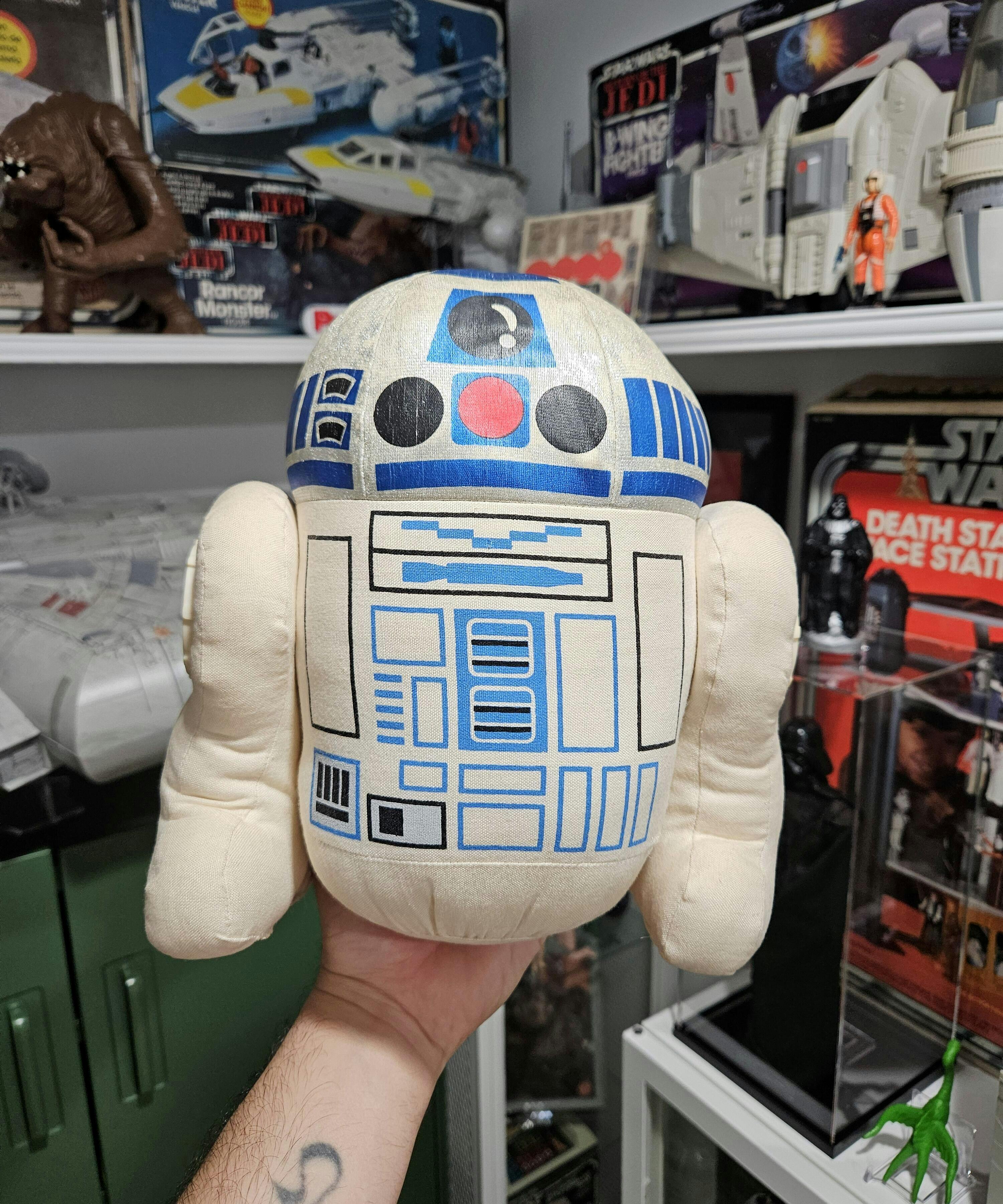 STAR WARS Vintage SOFUBIアールツー・ディーツー(TM) 0057_250324_3h8a2m_y_2564b1e9-