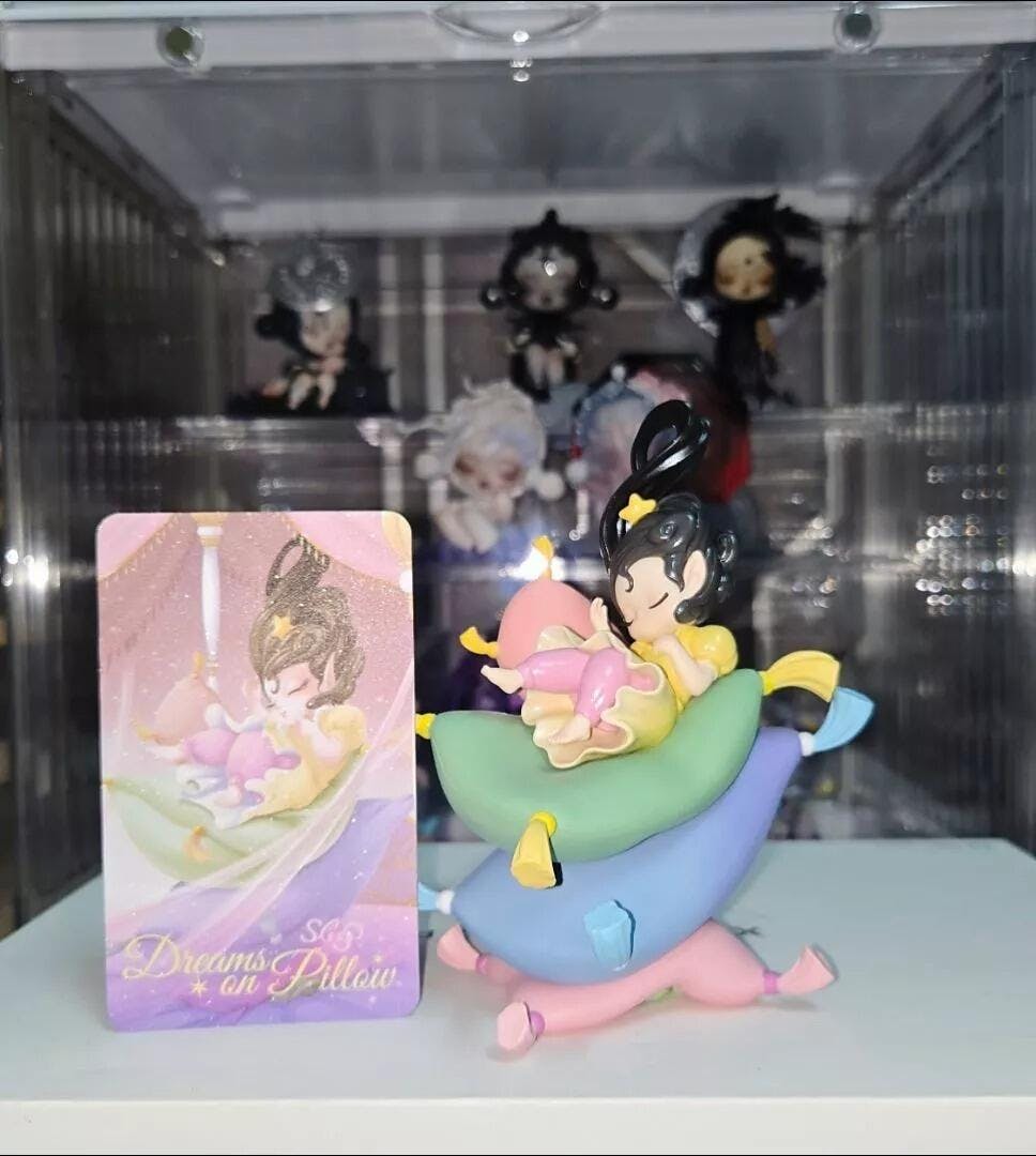 52TOYS SLEEP DREAMS ON PILLOW 海外限定版