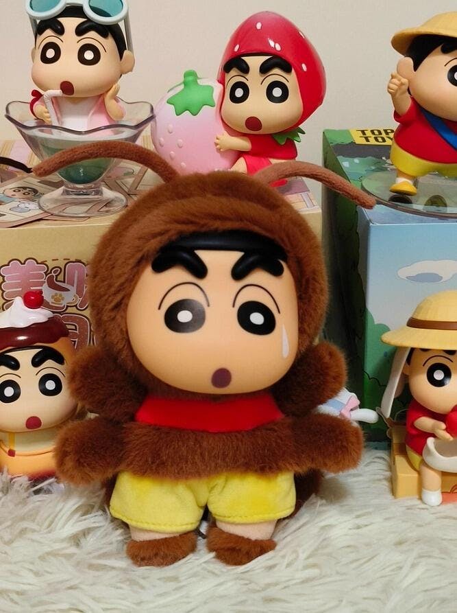 52TOYS CRAYON SHINCHAN - HERE COMES YOUR JOHNNY PLUSH KEYCHAIN