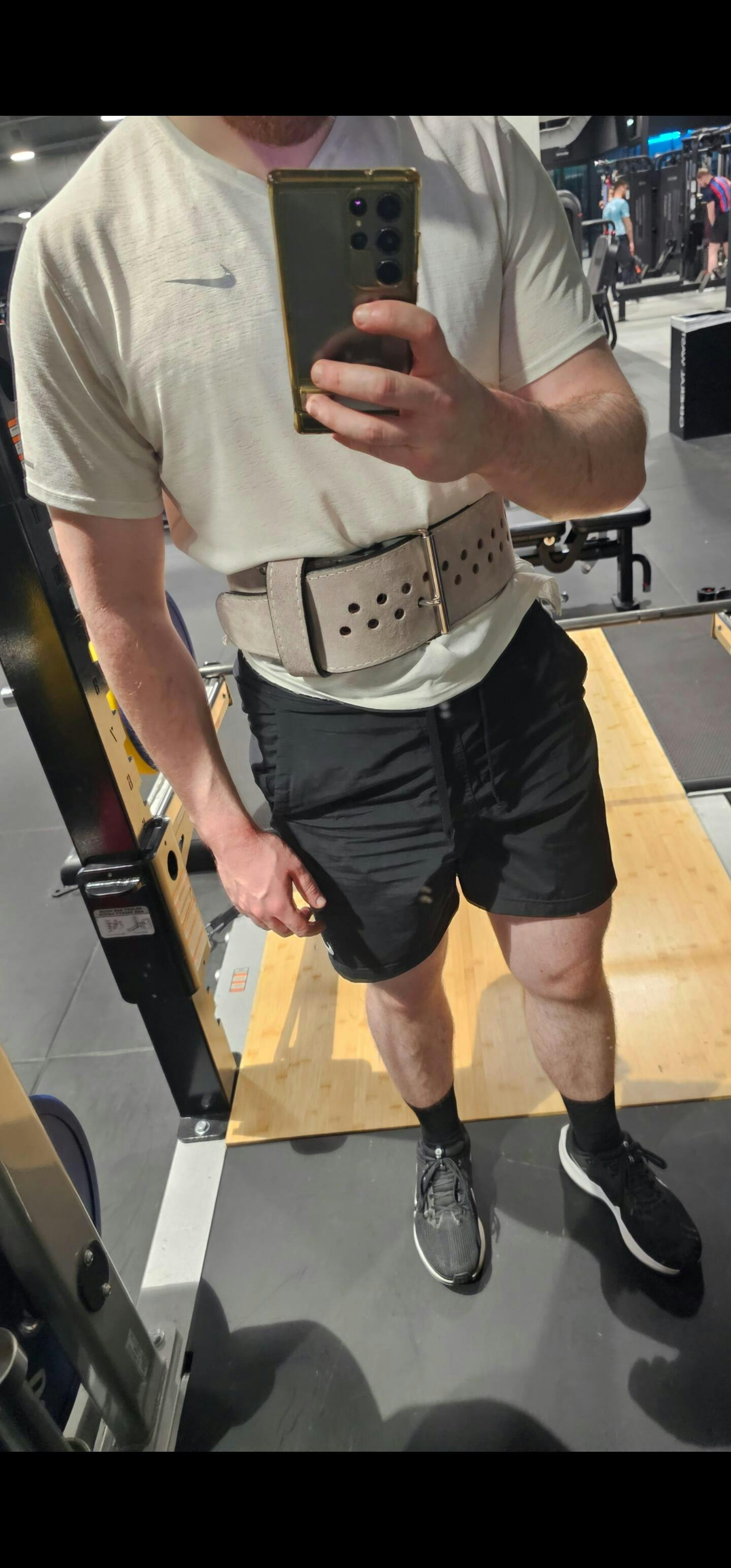 Pioneer Cut Powerlifting Belt – 10mm thick – 4