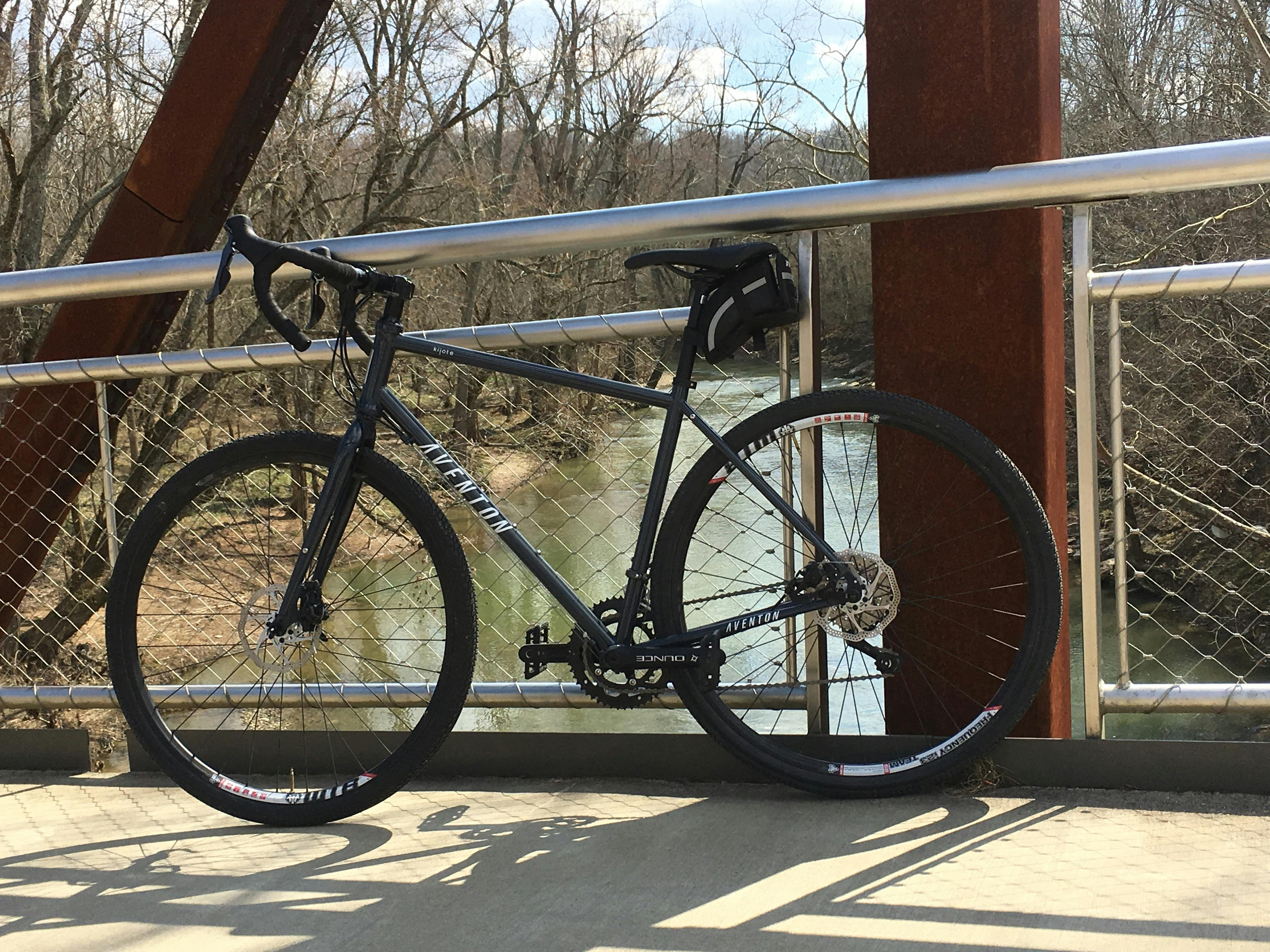 aventon kijote adventure gravel bike