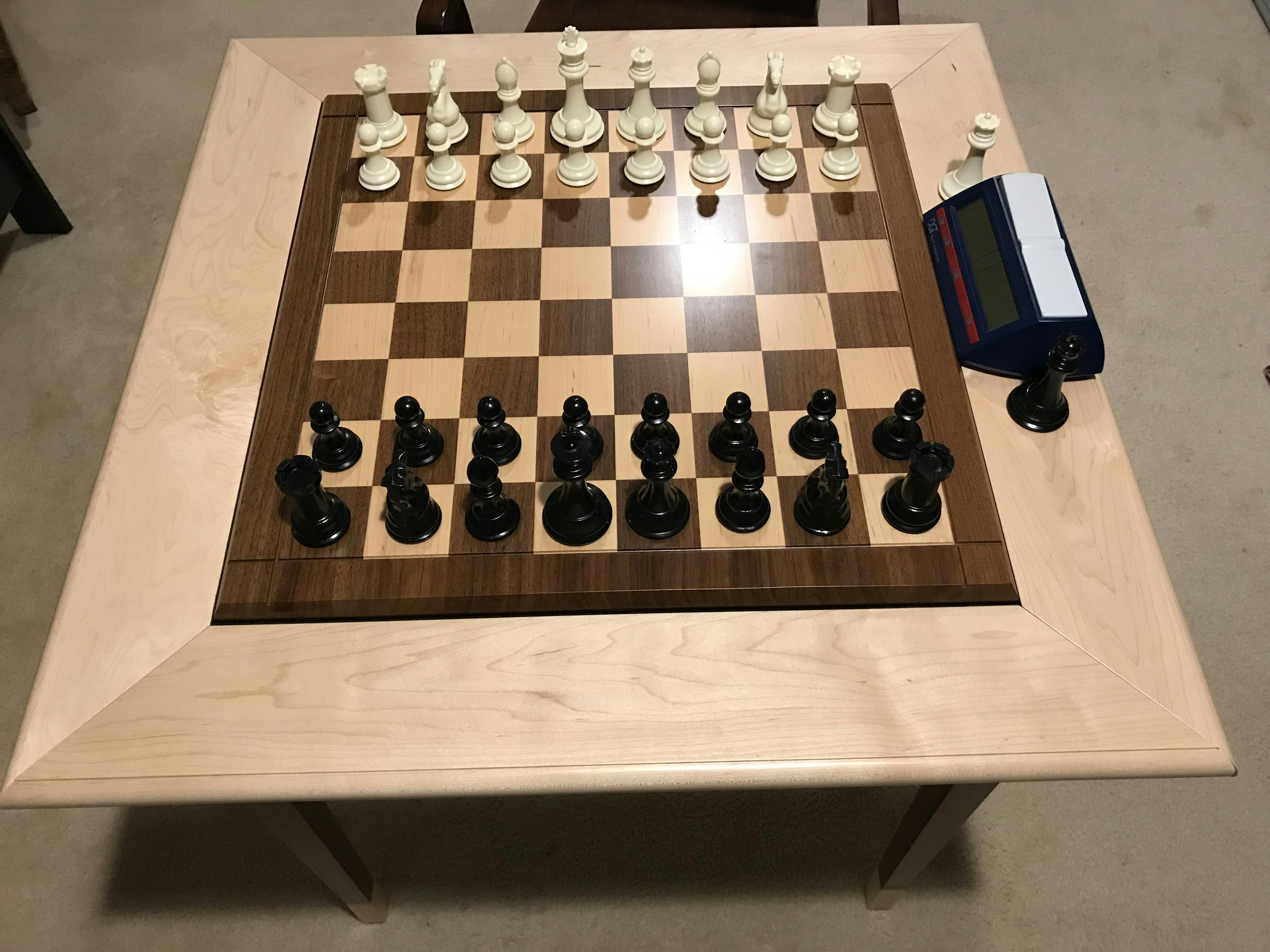 21th Century Italian Table, Chess Board with Chess Game