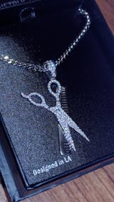【King Ice】Barber Shop Comb and Scissors ネックレス 2色 Comb and Scissors Necklace | Barber Shop Jewelry – King Ice