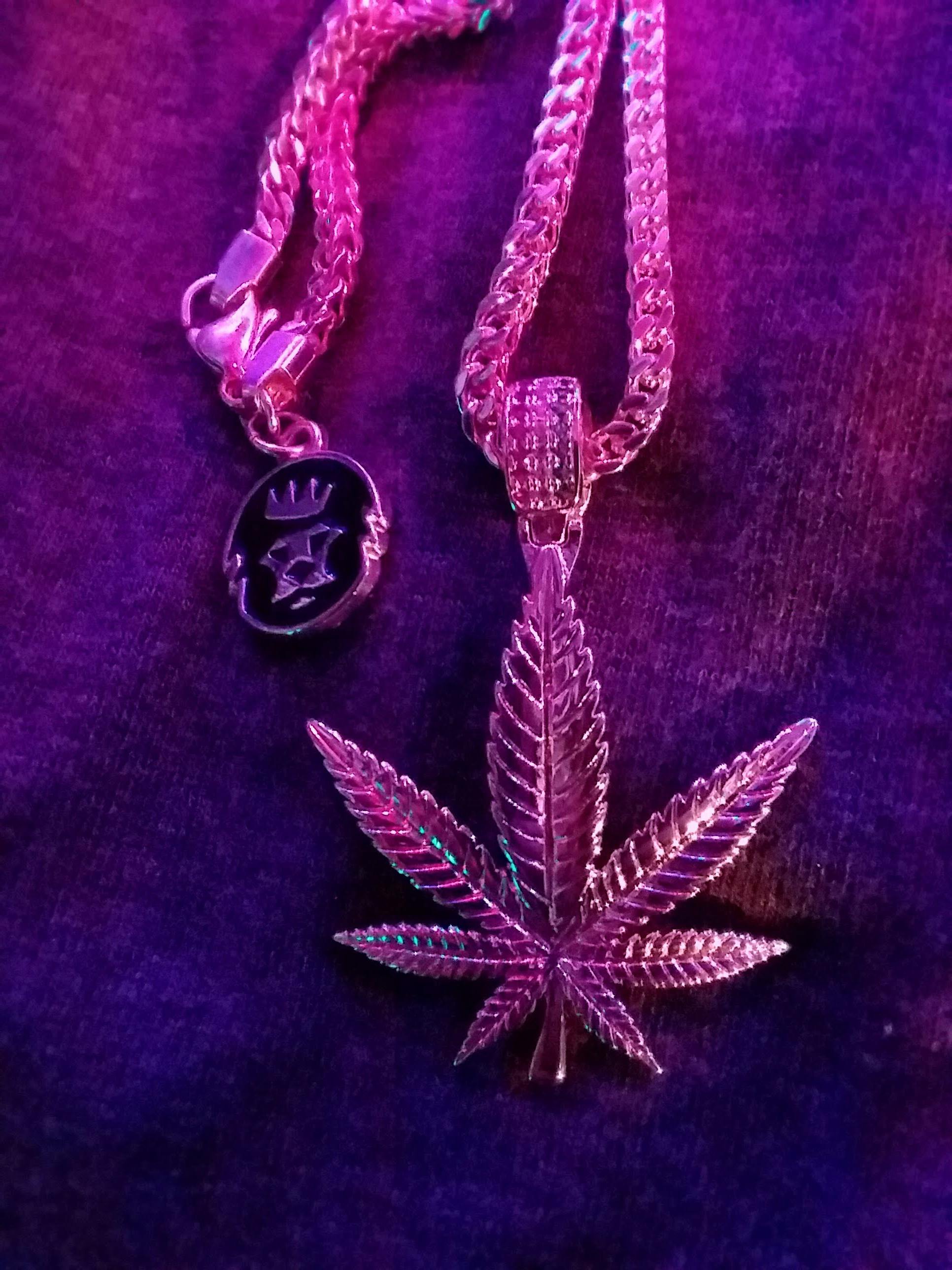 Rasta Weed Leaf Necklace | Hip Hop Jewelry | King Ice