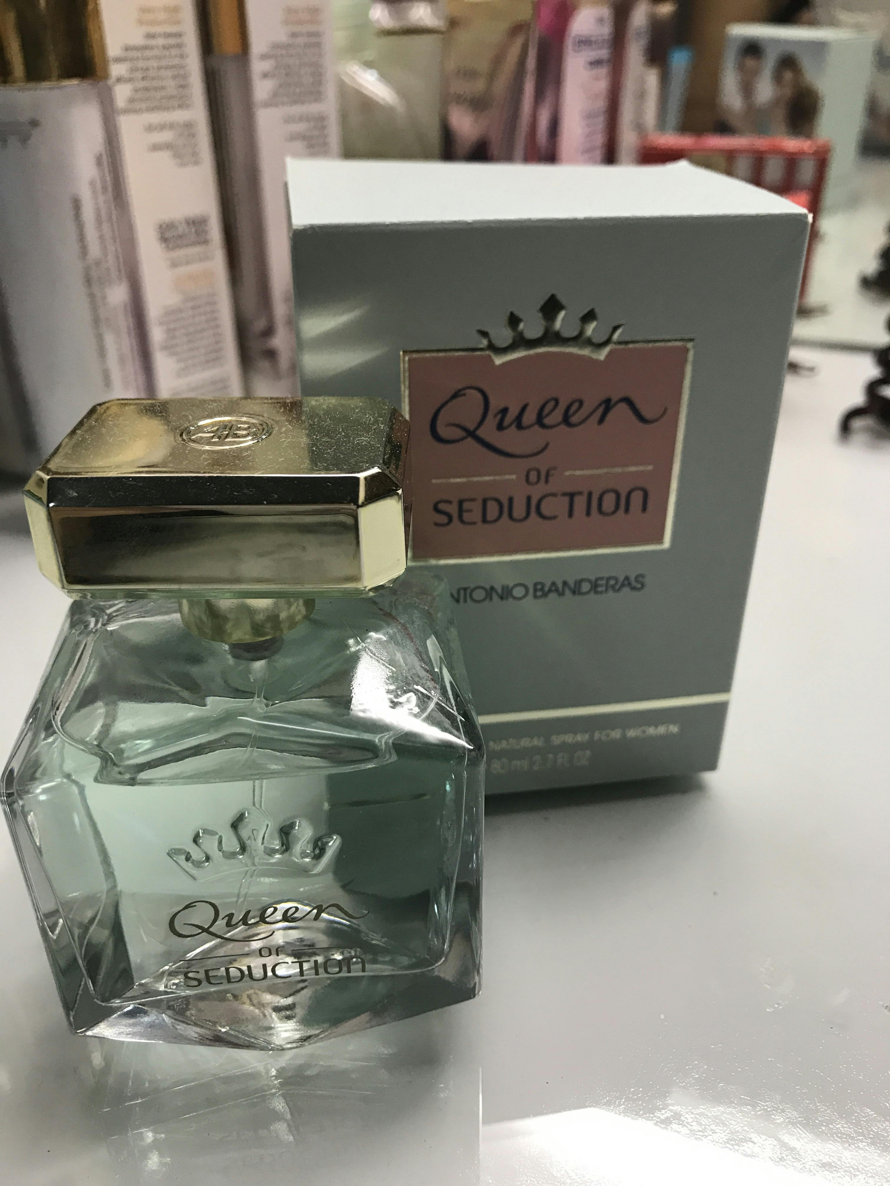 queen of seduction perfume review