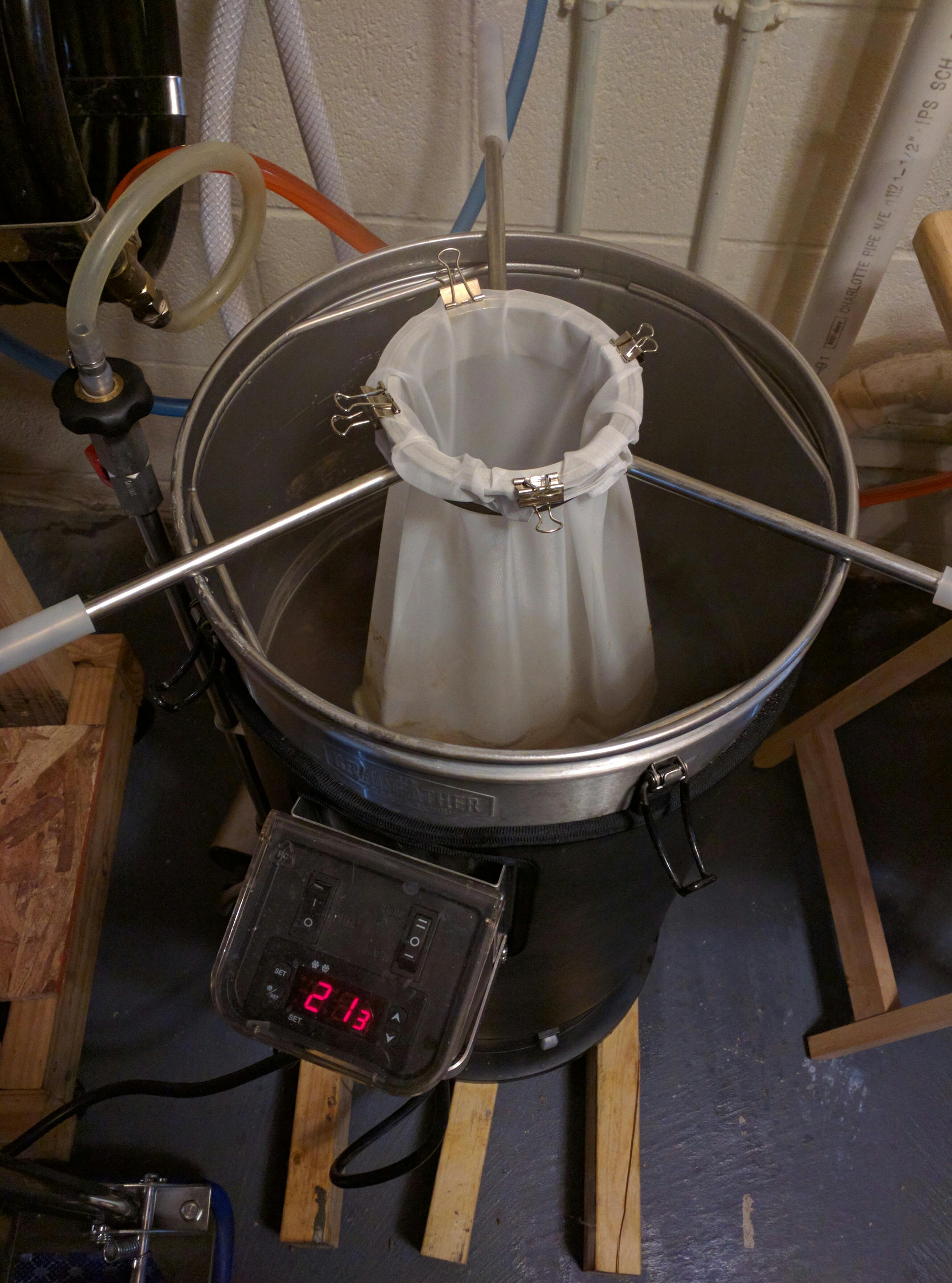 Hop Spider Bag D = 6" x H = 23" The Brew Bag