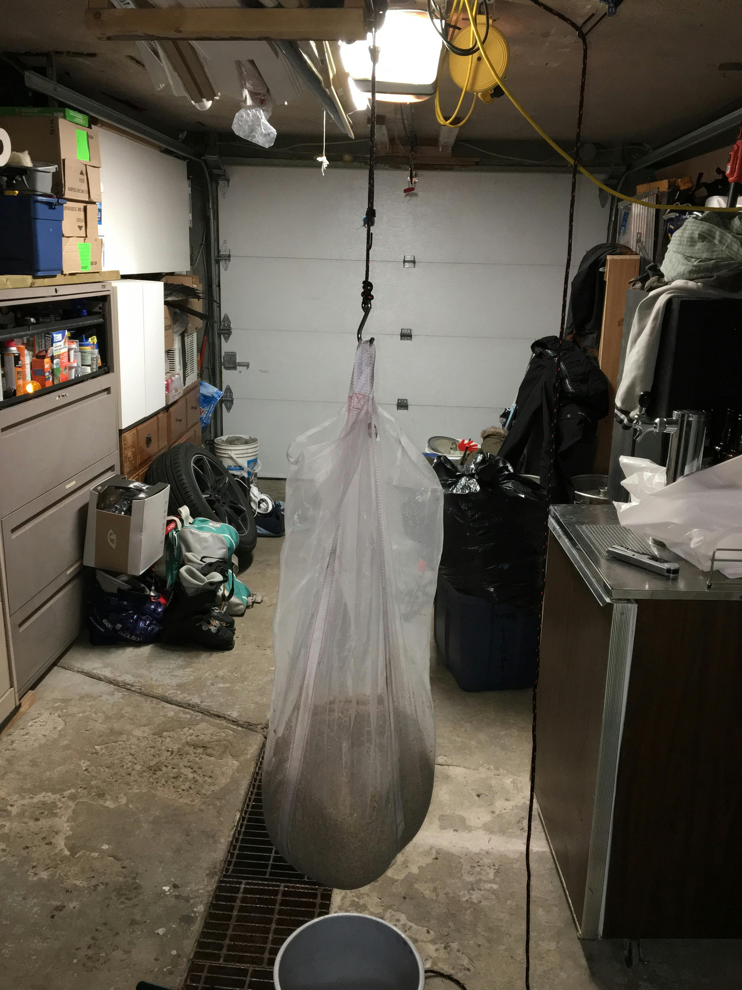 Ratchet Pulley Metal Gear 1/4" Rope 150 lbs Capacity 5 gallons o The Brew Bag