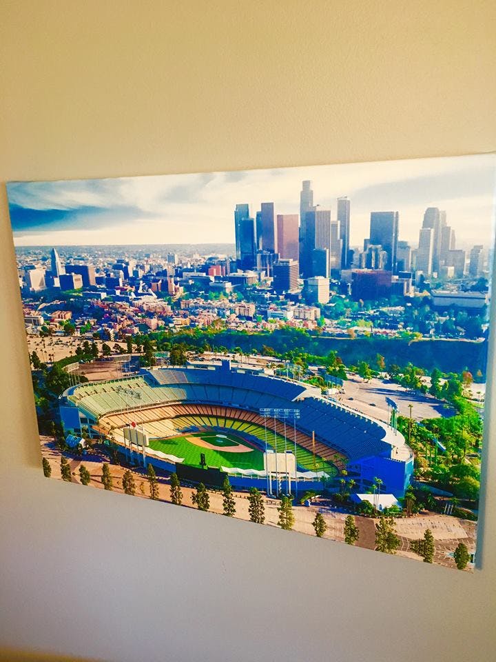 Amazing Los Angeles Skyline Canvas - Zapwalls