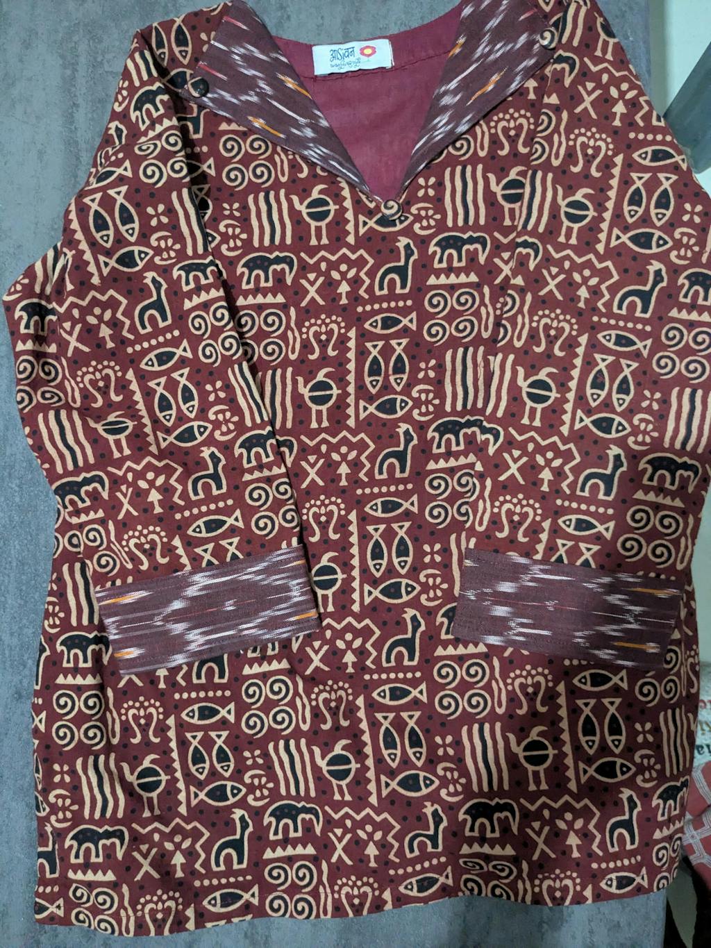 TRIBE : GAMATHI COTTON SHORT TOP