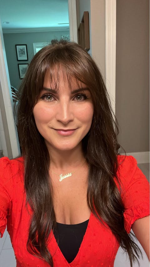 Carrie Name Necklace