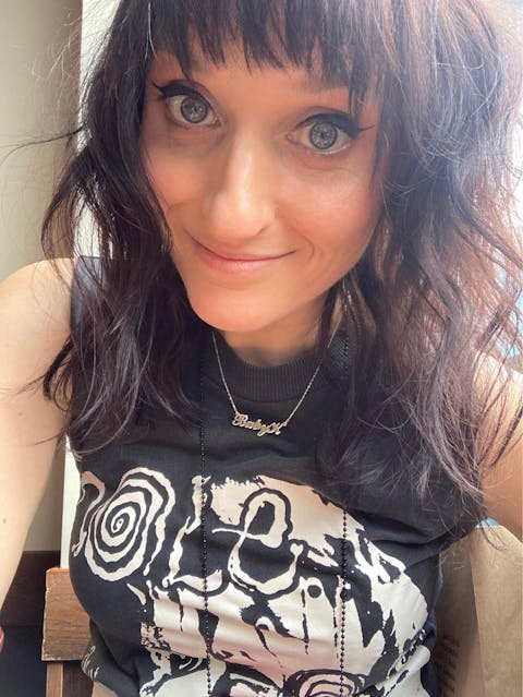 Carrie Name Necklace