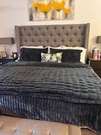 The Abrazo Plush Blanket- Midnight