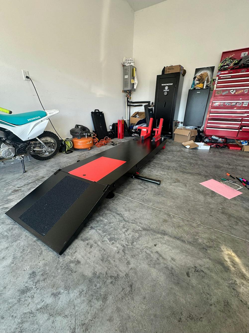 Black Widow ProLift Heavy-Duty Pneumatic Motorcycle Lift Table - 1,500 lb. Capacity