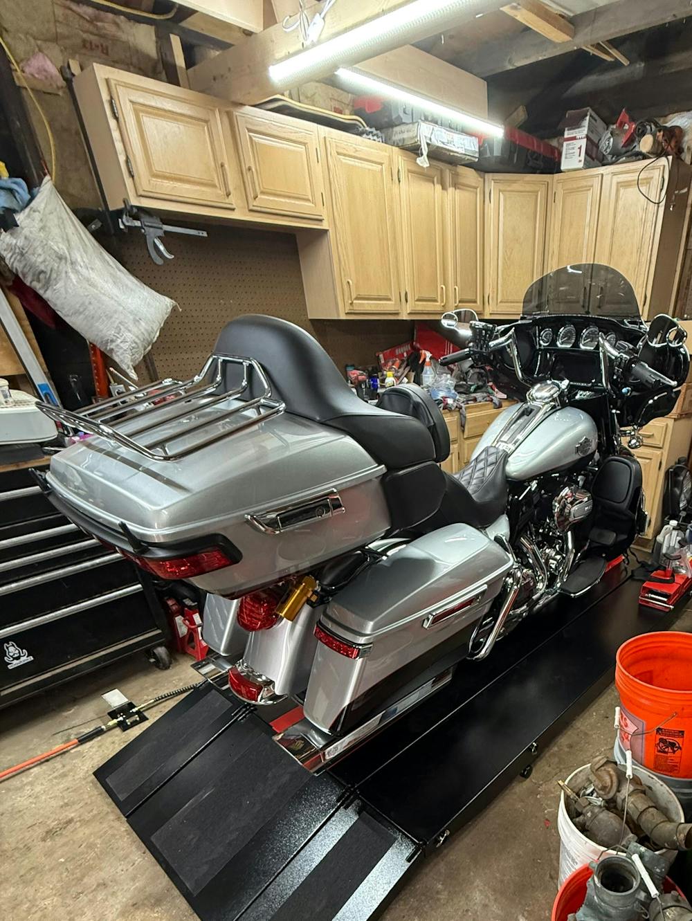 Black Widow ProLift Extra-Wide Pneumatic Motorcycle Lift Table - 1,500 lb. Capacity