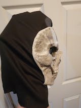  Dacnod Halloween Ghost Mask MW2 War Game Masks with Cloak  Ghostface Mask Full Face Skull Mask Outdoor Sport War Game Helmet  (Mask1+Cloak) : Clothing, Shoes & Jewelry
