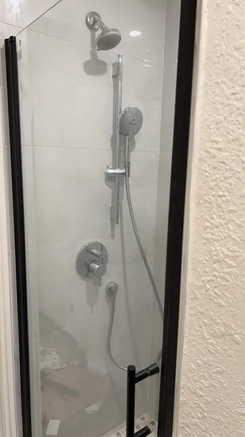Zerra Series 32" W x 72" H Matte Black Semi-Frameless Pivot Shower Door