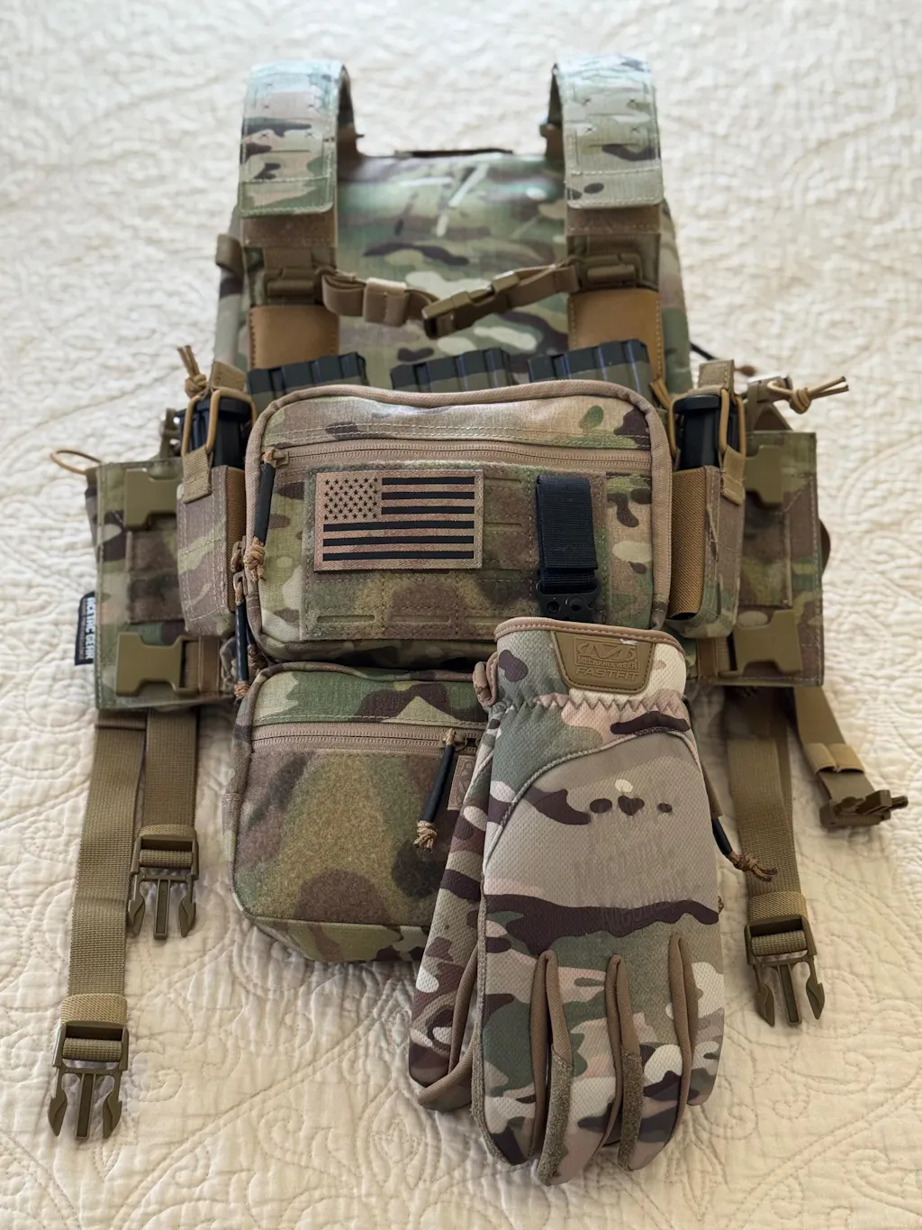 SOP Micro Tactical Chest Rig With Magazine Pouch Holder