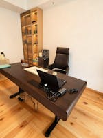 THE DESK/電動昇降式デスク 快適性