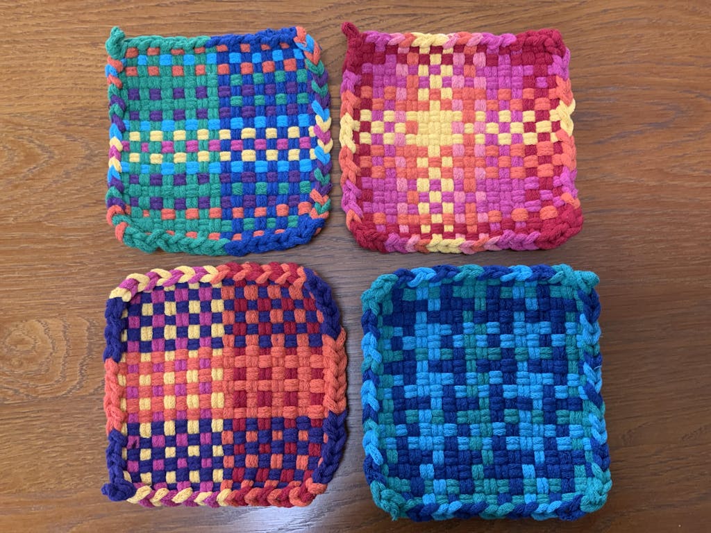 Acorns & Twigs Potholder DELUXE Loom by Friendly Loom™ (Traditional Size)