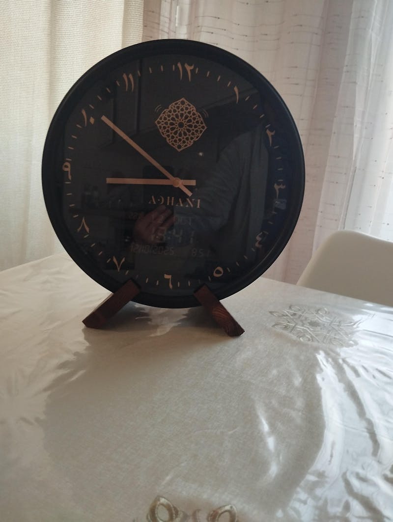 Support horloge en bois Adhani