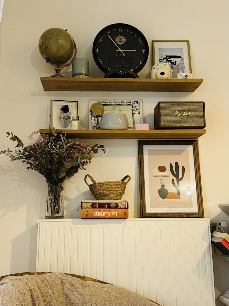 Horloge Adhan design moderne - Noire - Chiffres indiens