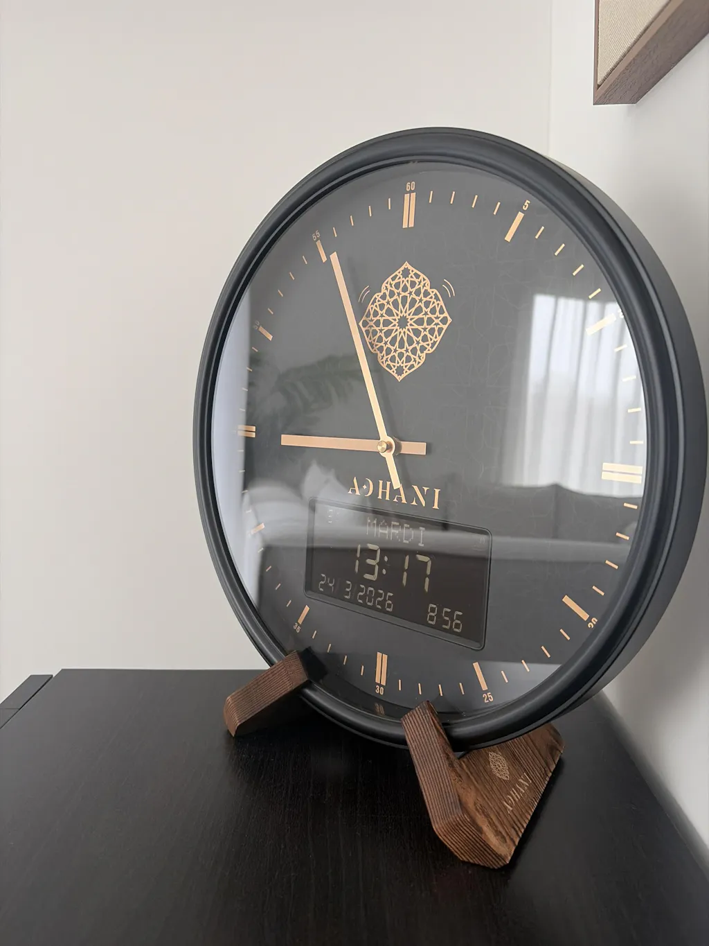 Horloge Adhan design moderne - Noire - Chiffres romains