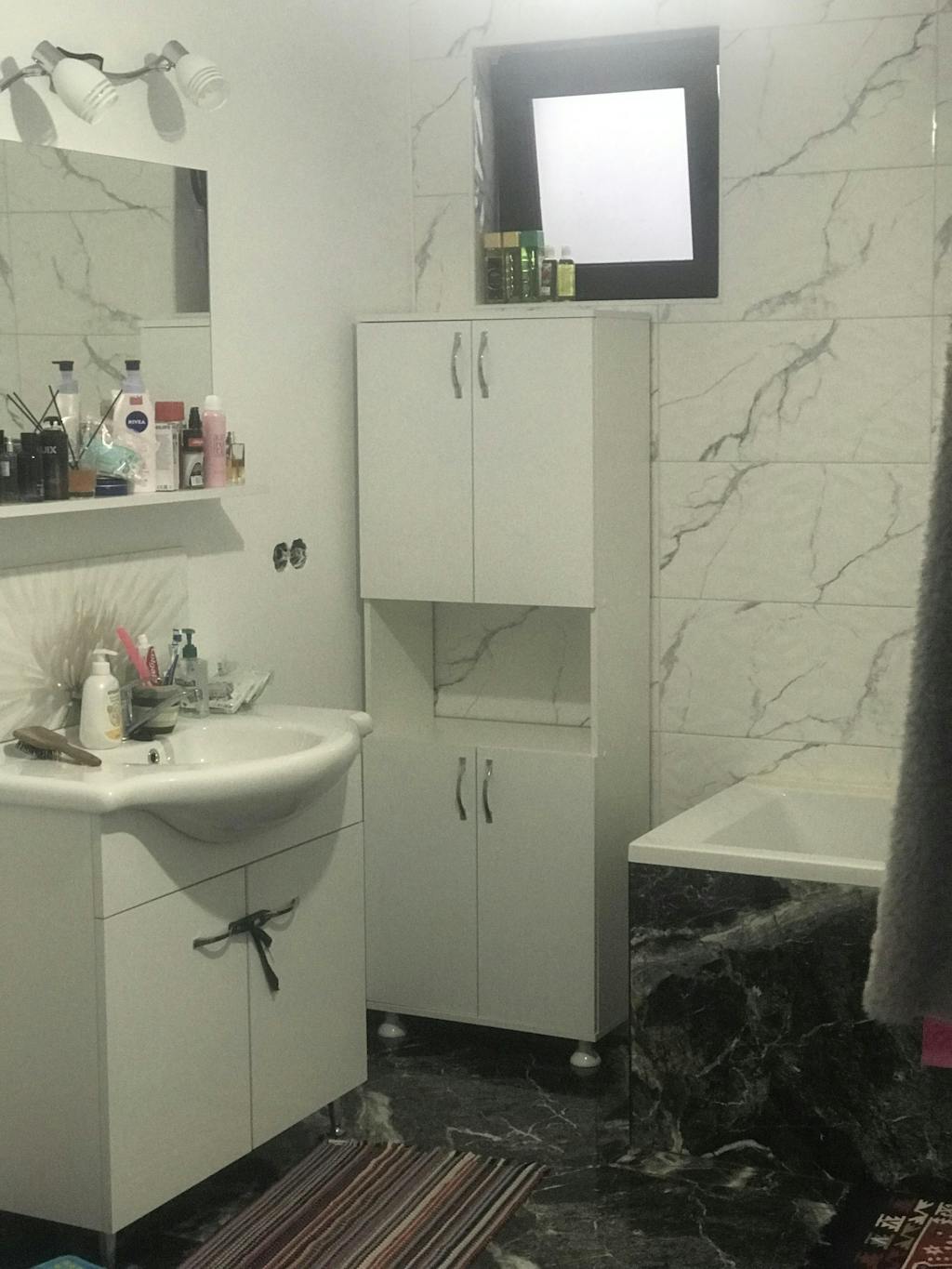 Dulap Adore Diamond, Multifunctional, 4 usi, 1 raft 56 x 161 x 32 cm