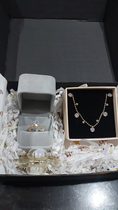 Adorniq Jewellery