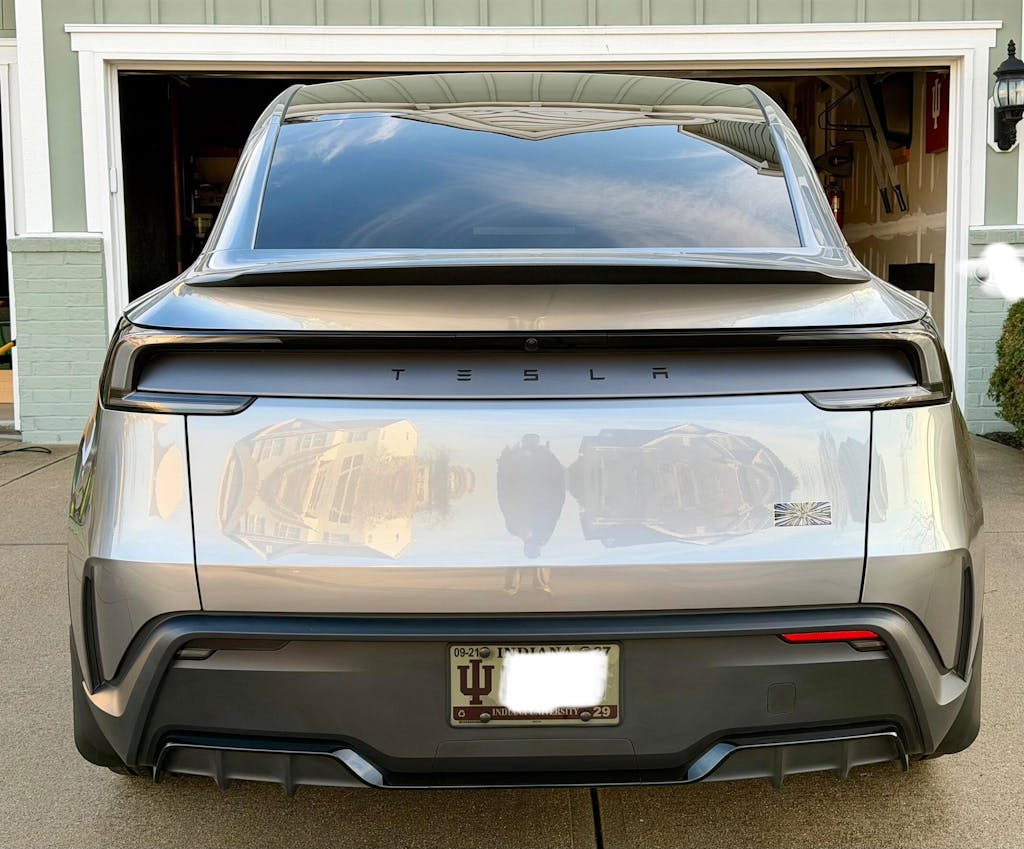 Rear Bumper Reflector Pre-cut Overlay Tint Compatible With 2025+Telsa Model Y