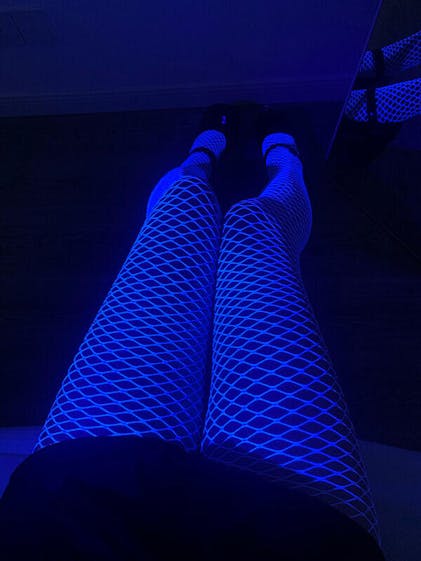 Neon Fishnet Socks  Luminous Fishnet Stockings - Glow in the Dark Tights  High Waist Pantyhose Stockings for Women Guanglu : : Clothing,  Shoes & Accessories