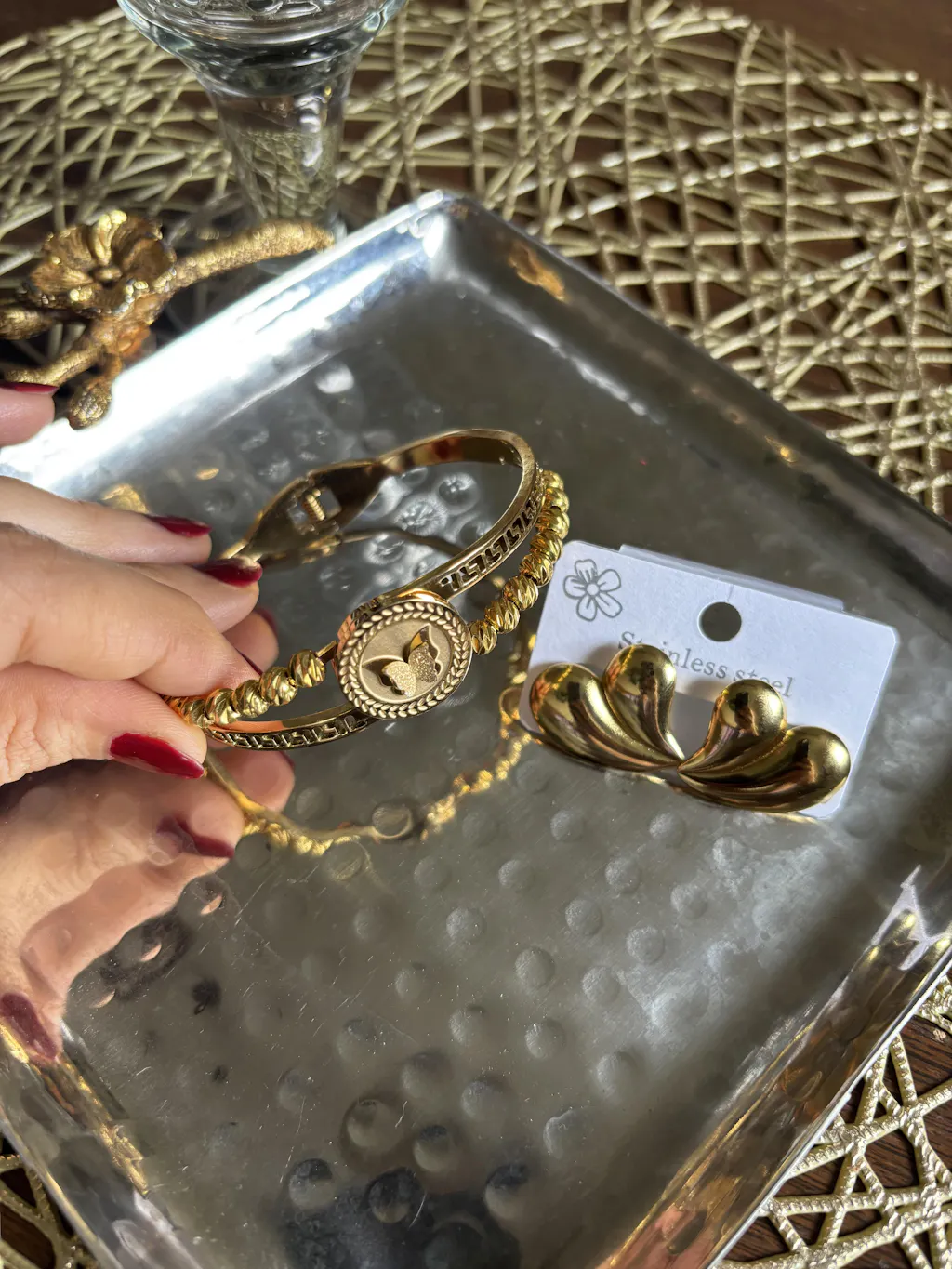 Elegant Round Butterfly Stainless Steel Bracelet