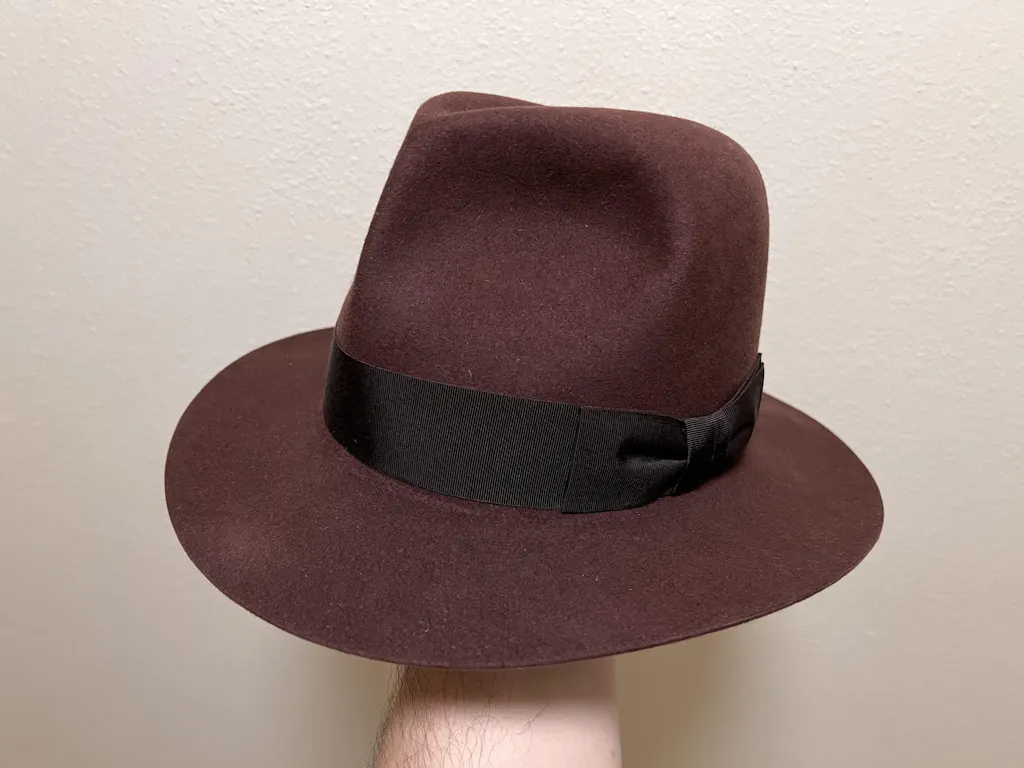 Raider｜茶色のインディアナ・ジョーンズ風中折れ帽 – Agnoulita Hats