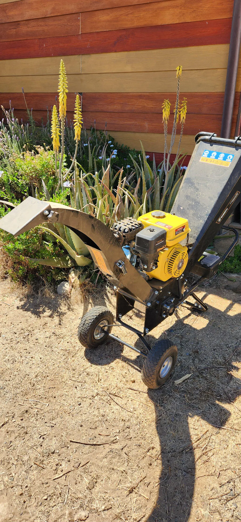 Chipeadora Compacta - 7hp 208cc 2.8 Pulgadas - Eisen