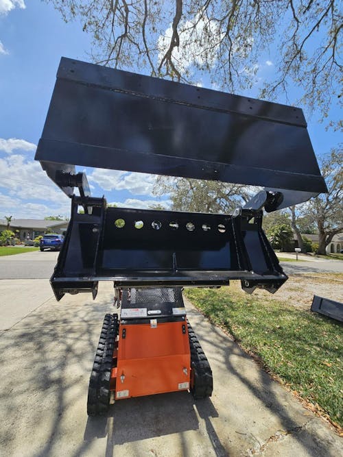 41" 4-in-1 Combo Mini Skid Steer Bucket Attachment with Quick Attach, Universal Mount