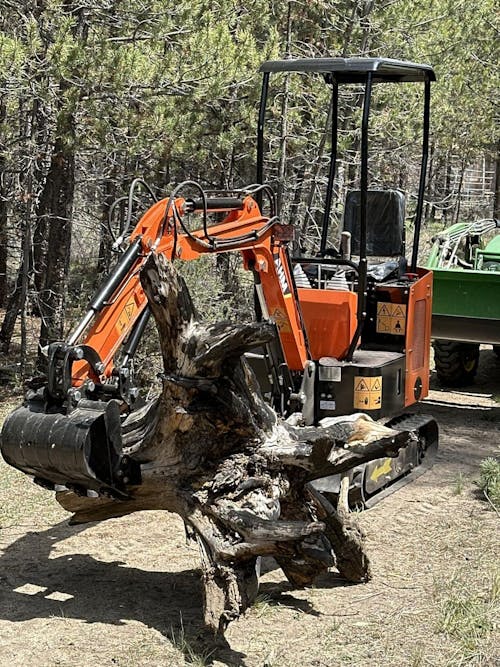 AX-15 | 13.8 HP Kubota Engine Mini Excavator
