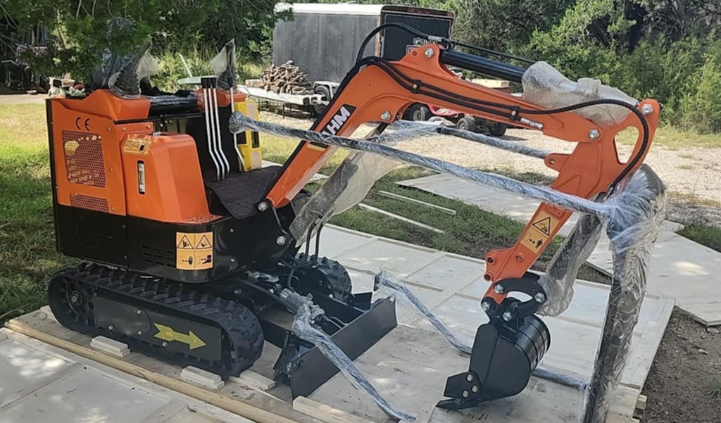 AX-16S | 23 HP B&S Engine Mini Excavator with Retractable Undercarriage