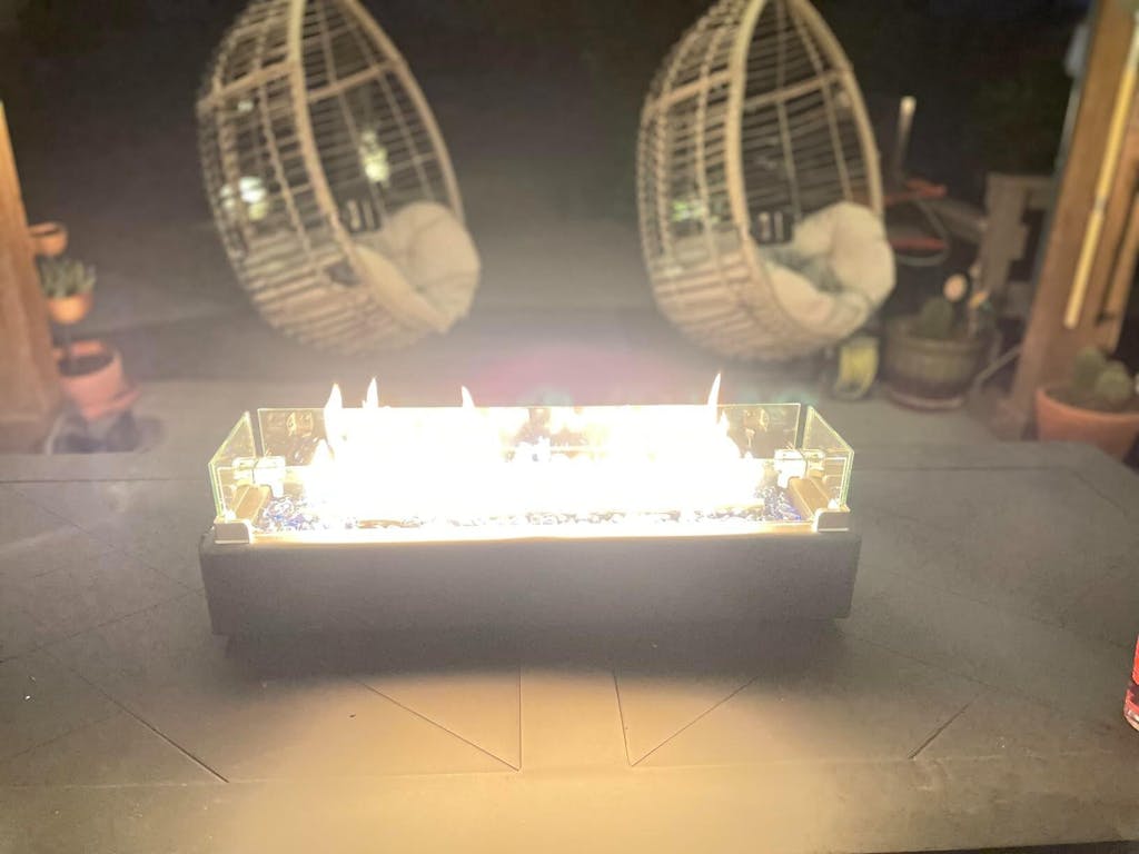 28-Inch Rectangle Fire Pit, 40000BTU Outdoor Propane Fire Pit, Wind-Resistant Firepits, Durable Iron Stylish Glass Beads Design