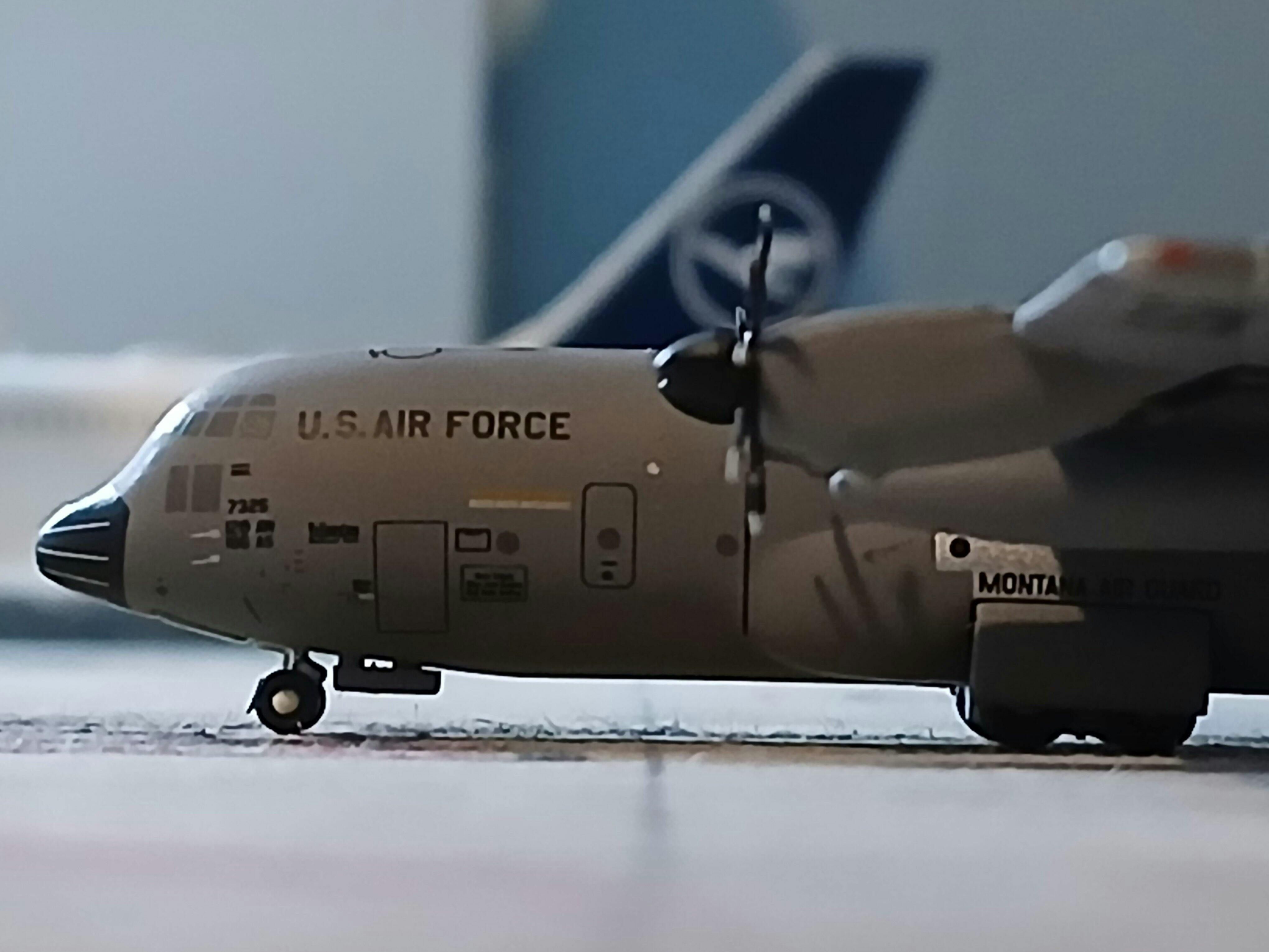 AviationTag Etihad Airbus A380 - A6-APA White – Aircraft Model Store