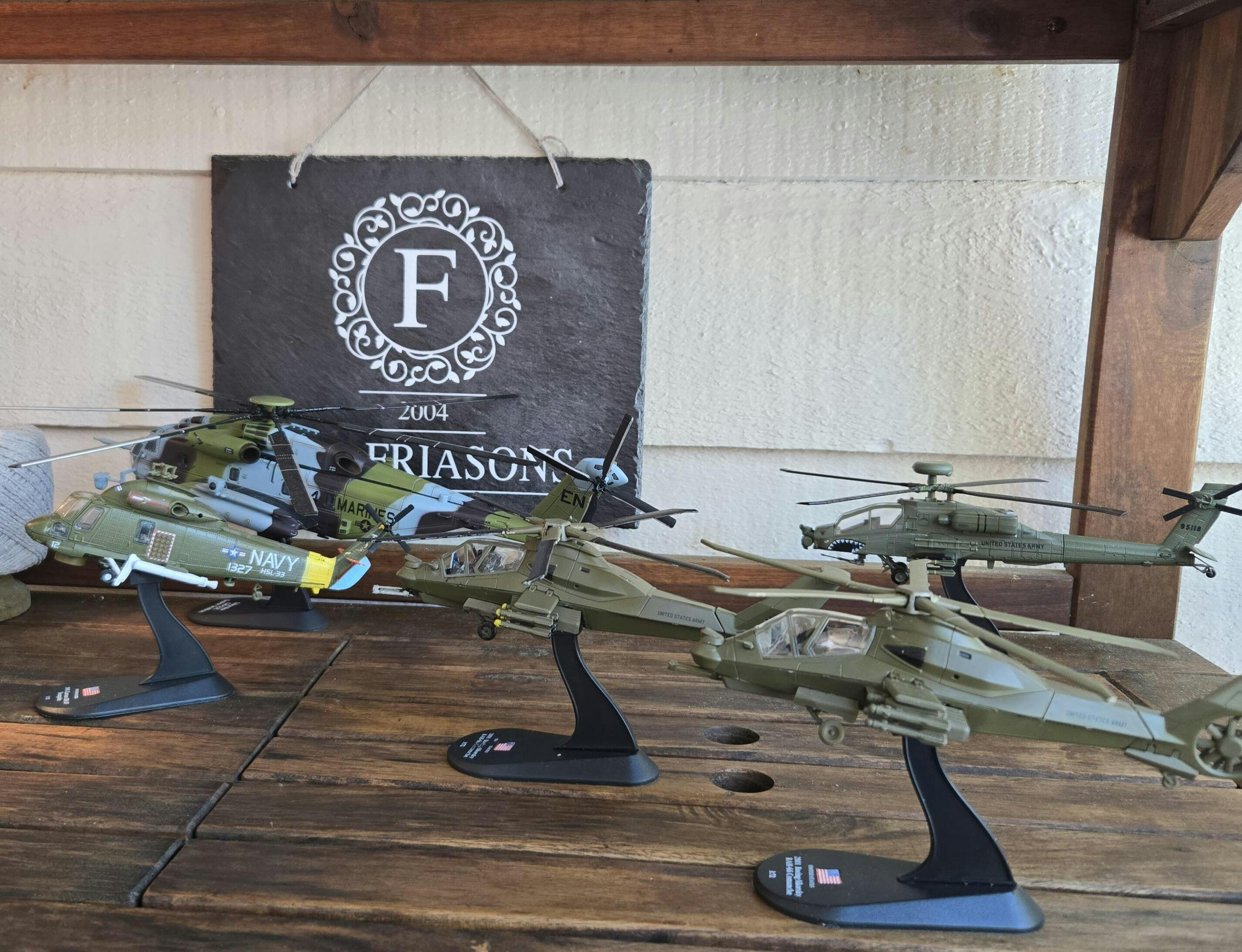 Boeing CH-46 Sea Knight Diecast Model Helicopter – AirModels
