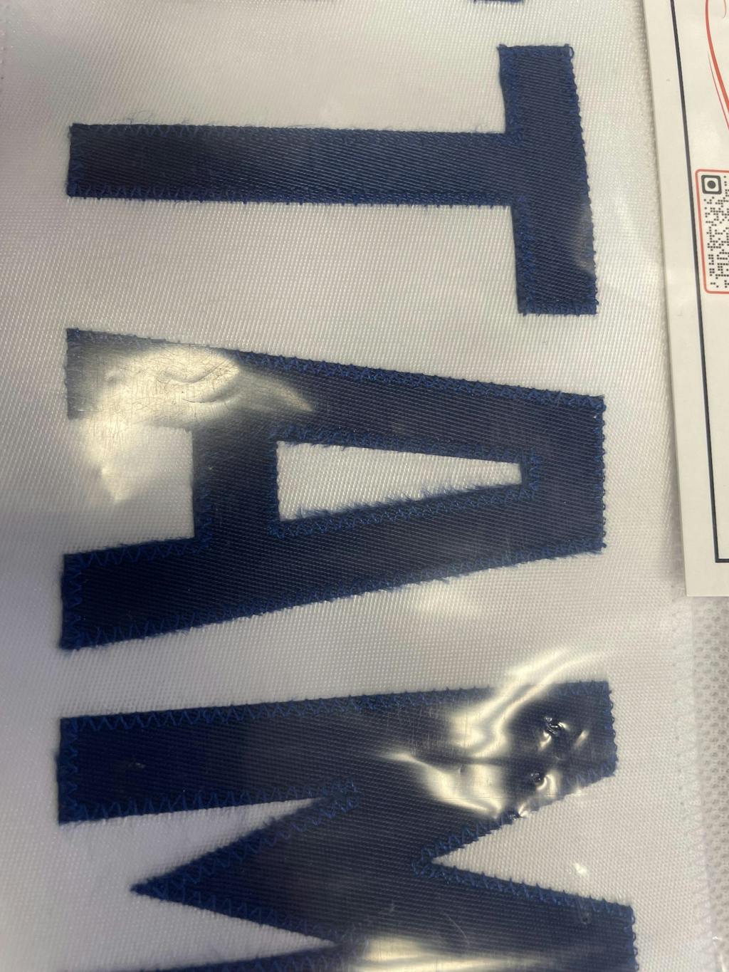 AJ Sports AJ Sports Legends Hockey Jersey Signature Treasure Chest