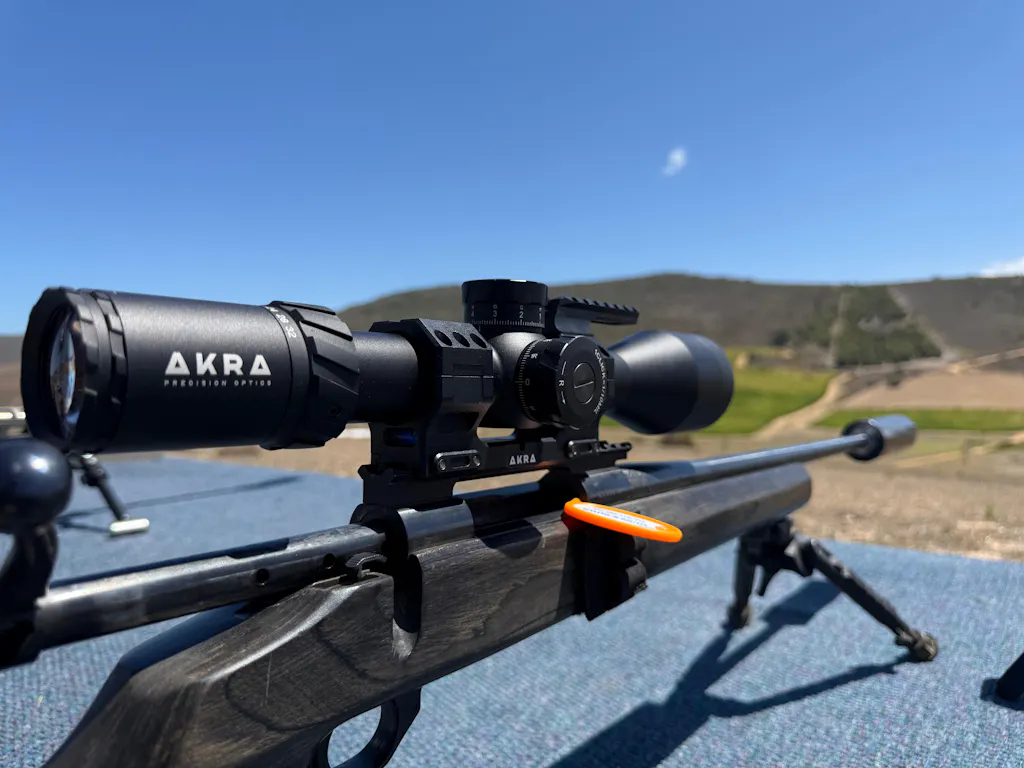 LEGACY X 4-32x56 FFP MRAD