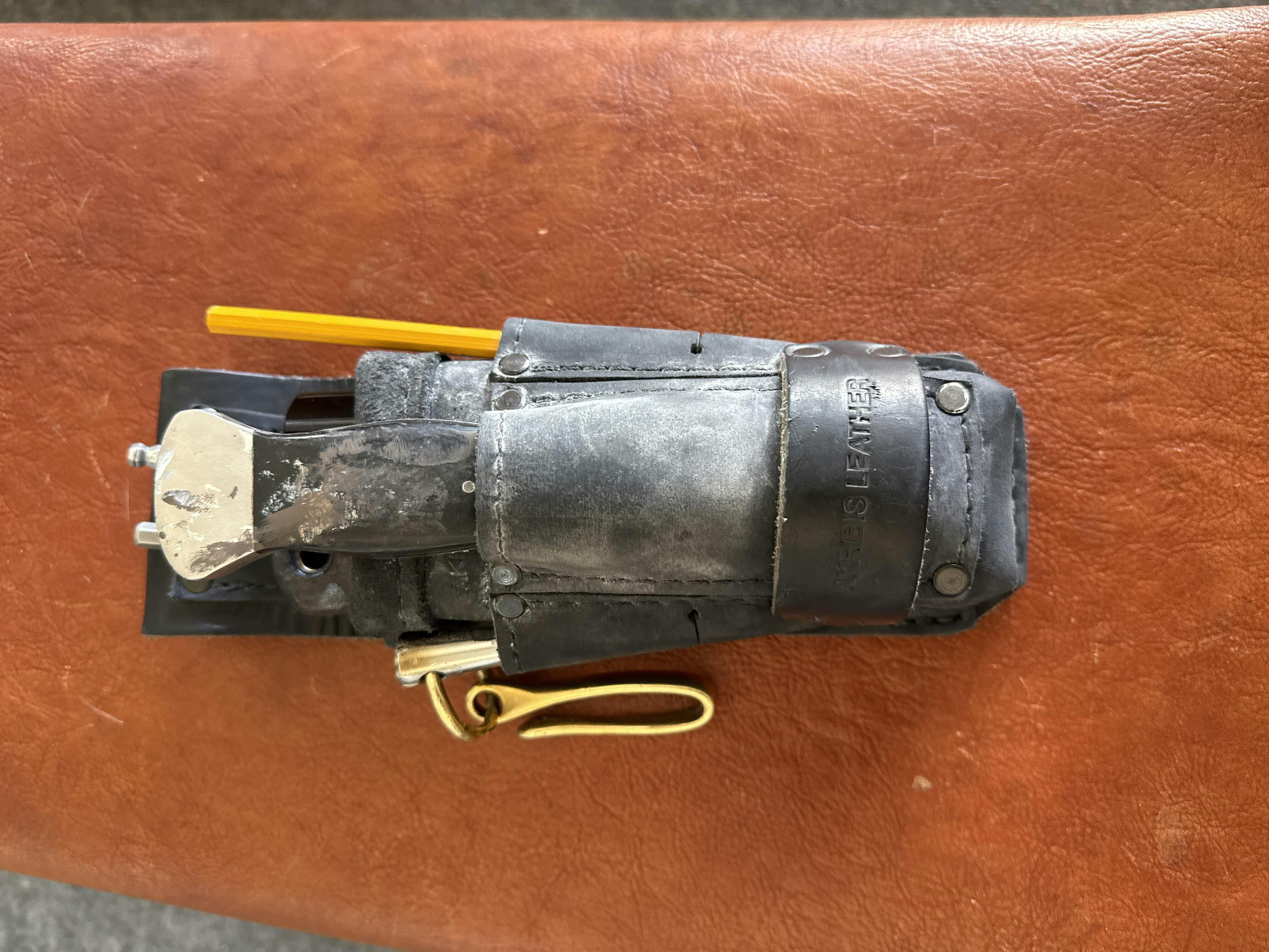 L7 – Akribis Leather